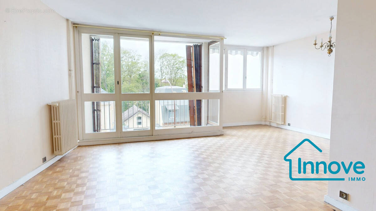 Appartement à VERSAILLES
