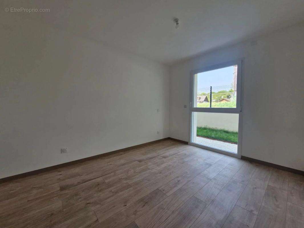 Appartement à GRESY-SUR-AIX