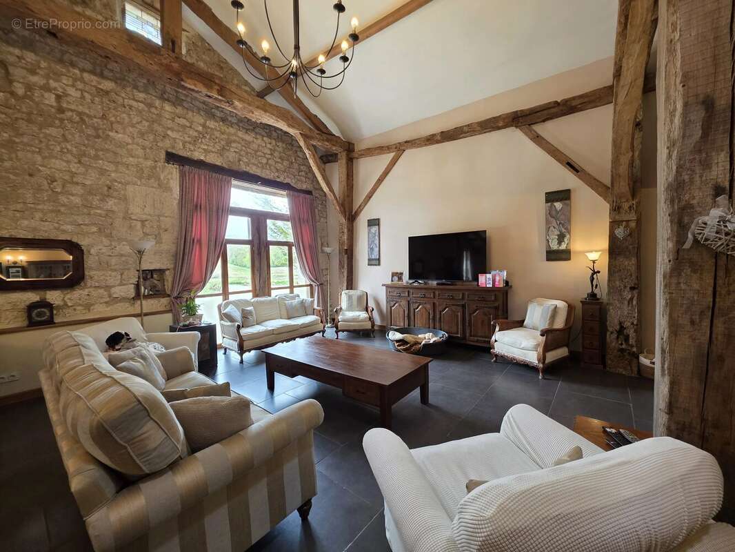 Maison à SAINT-JEAN-DE-DURAS