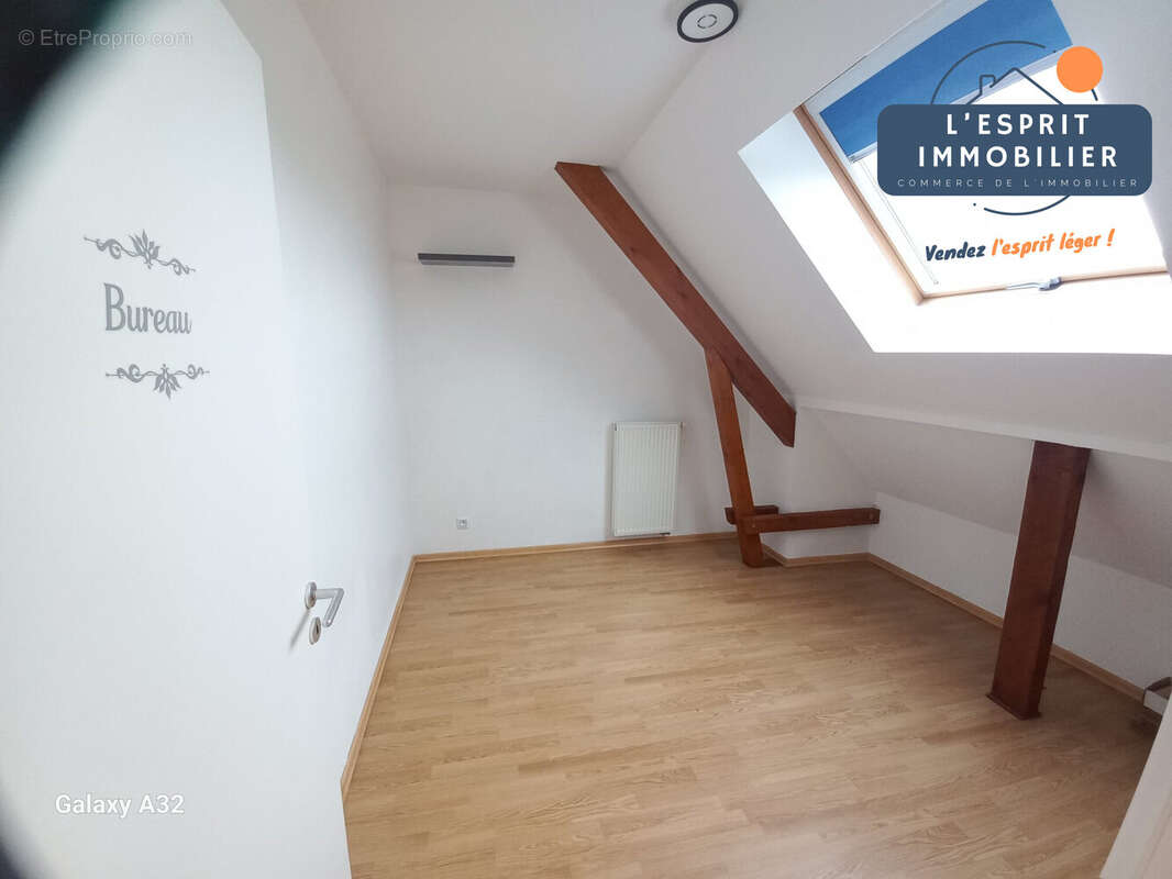 Appartement 93 m² à Creutzwald  - photo 3
