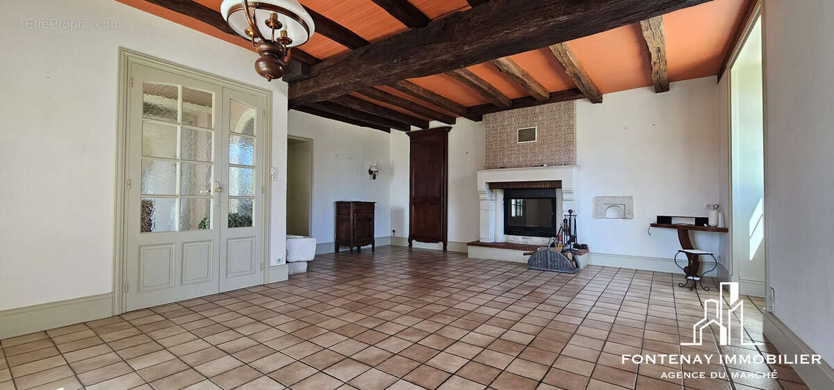 Maison à L'HERMENAULT