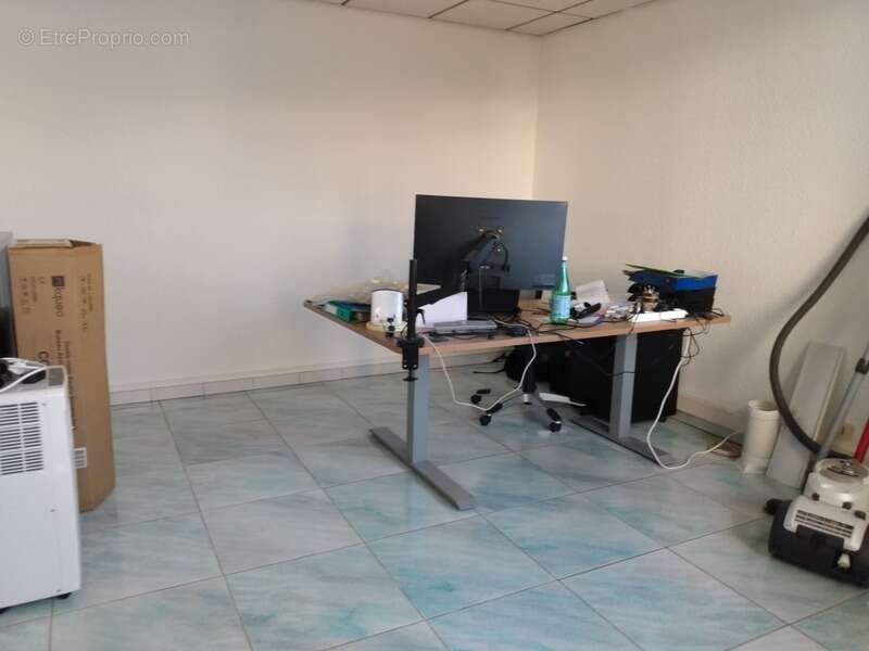 Dpt Savoie (73), à vendre CHALLES LES EAUX Ateliers et Bureaux - photo 12
