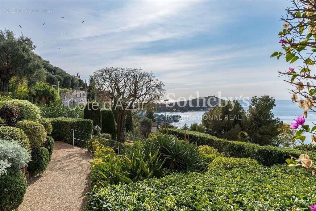 Appartement à VILLEFRANCHE-SUR-MER