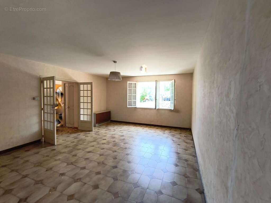 Maison à MAS-GRENIER