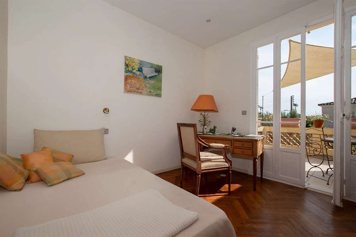 Maison à CAGNES-SUR-MER