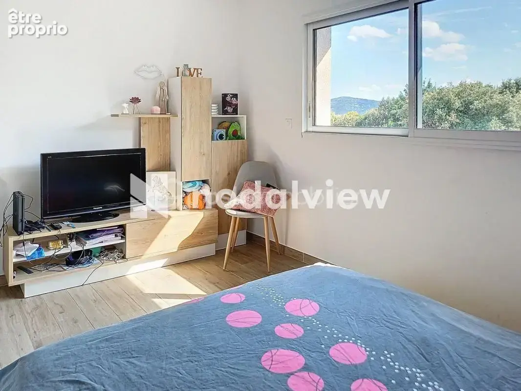 *** Villa d’architecte avec piscine à débordement et T2 indépendant – grand garage - proche Pic Saint-Loup / Montpellier Nord –  - photo 23