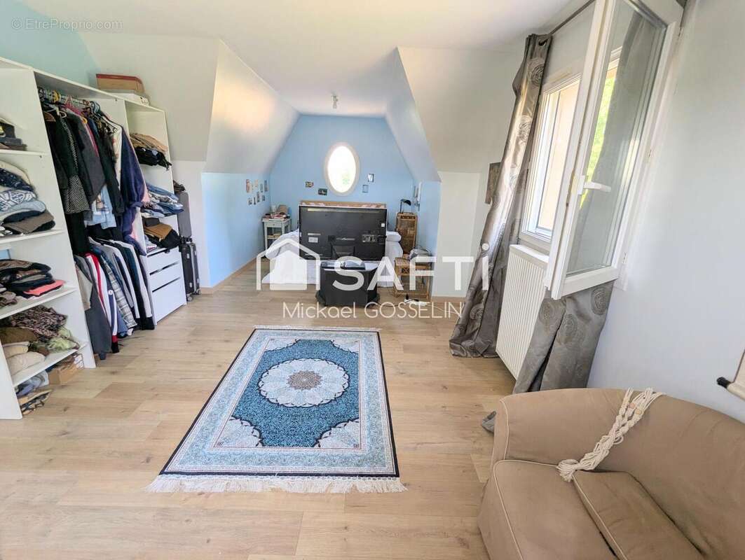 Maison 162 m² à Tordouet  - photo 8