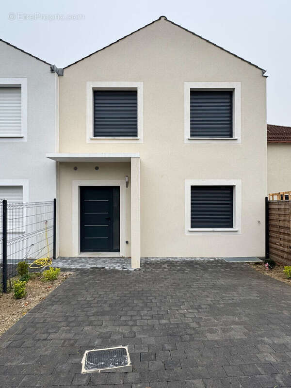 Maison à BEZONS