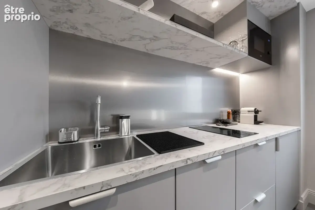 Studio rénové par architecte   Derrière le Parc Darcy - photo 3