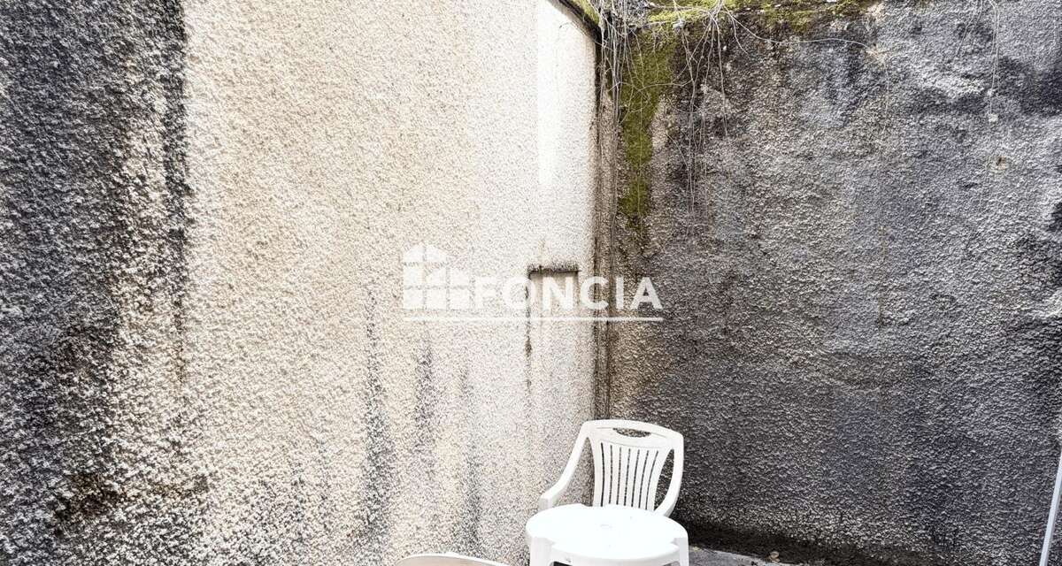 Appartement à VIZILLE