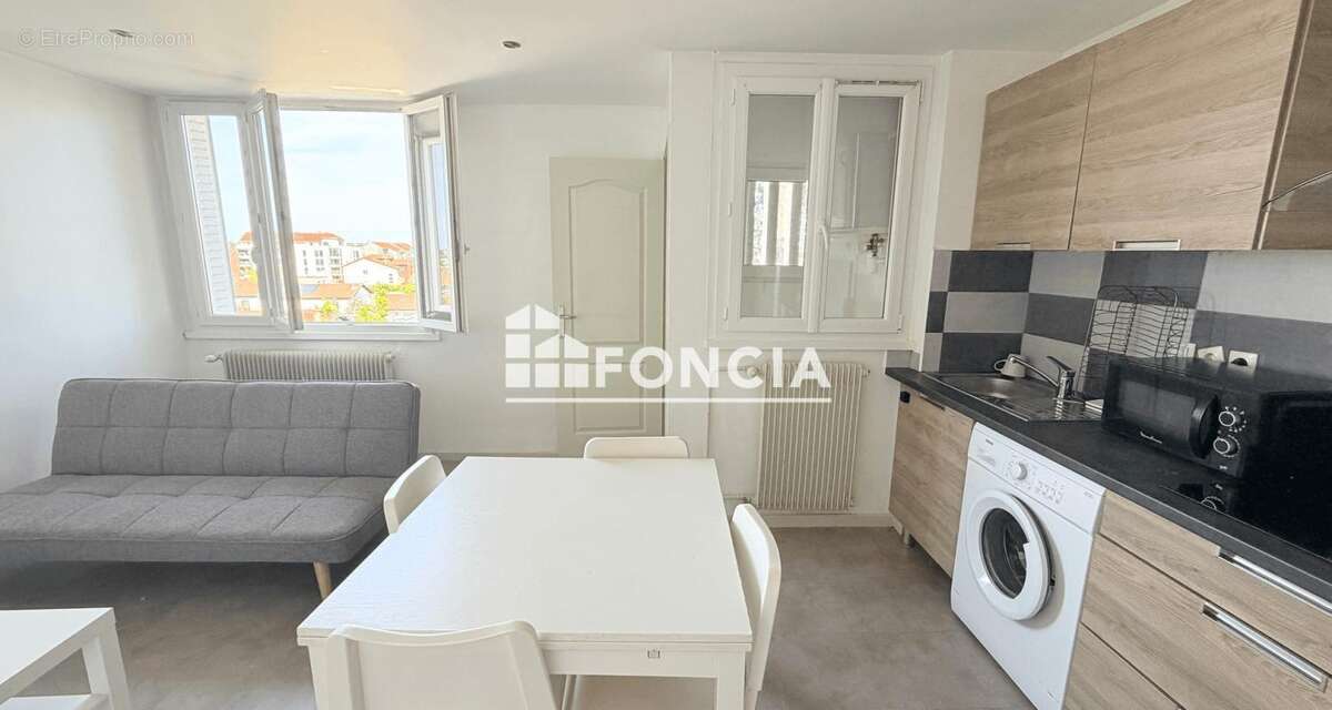 Appartement à VILLEURBANNE