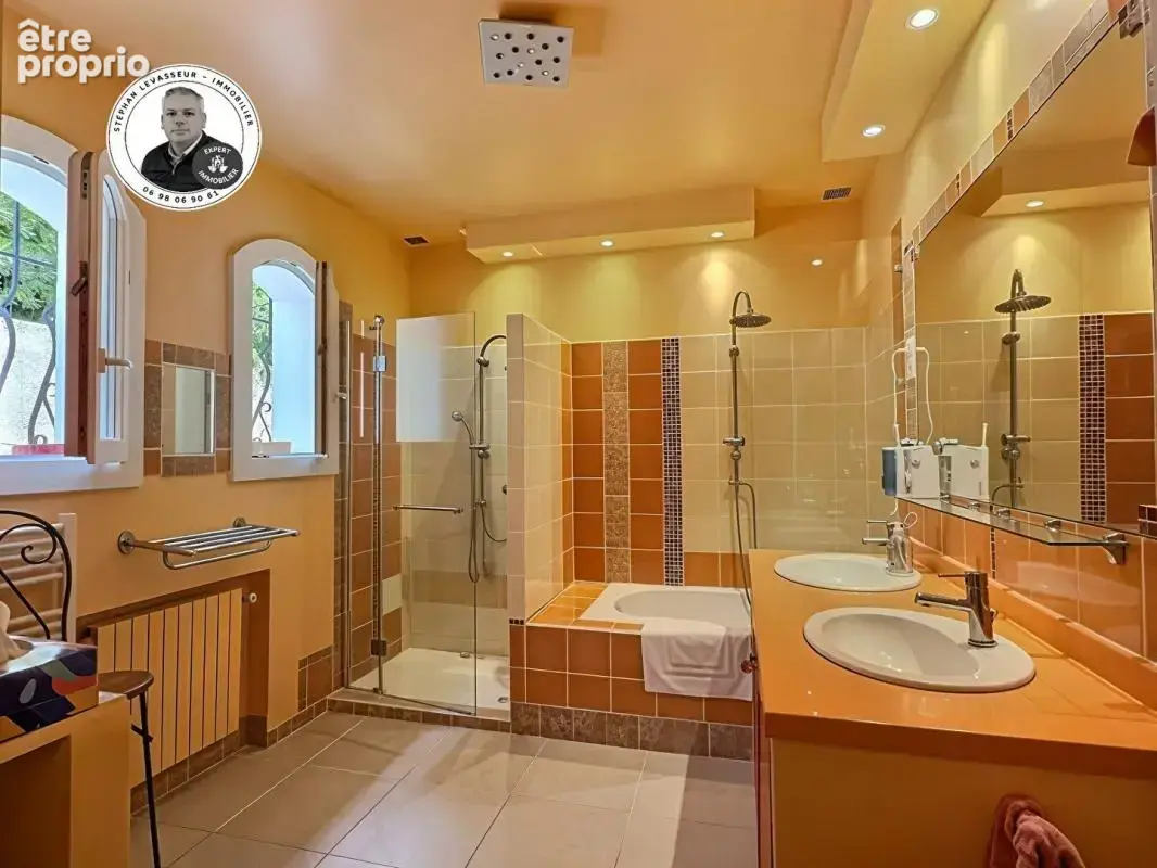 Maison Draguignan 7 pièce(s) 255 m2 - photo 10