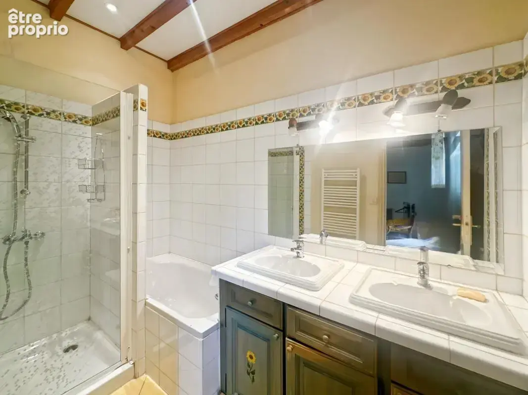 SAINT MARCEL LES VALENCE - Maison de 211 m² sur 2734m² constructible - photo 11