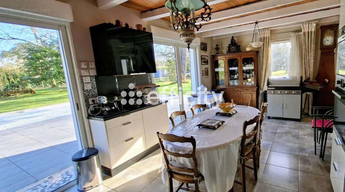 Maison à LIT-ET-MIXE
