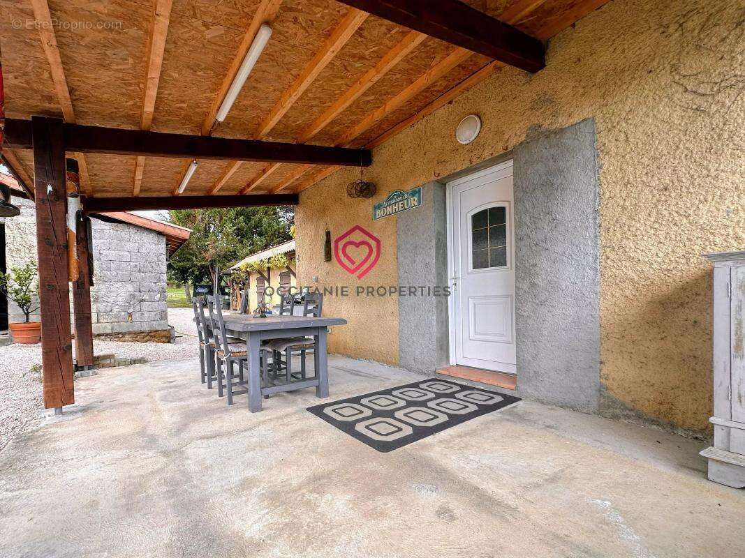 Ferme de caractère avec gîte, plus de 9ha, piscine et vues panoramiques près de Marciac, Gers - photo 15