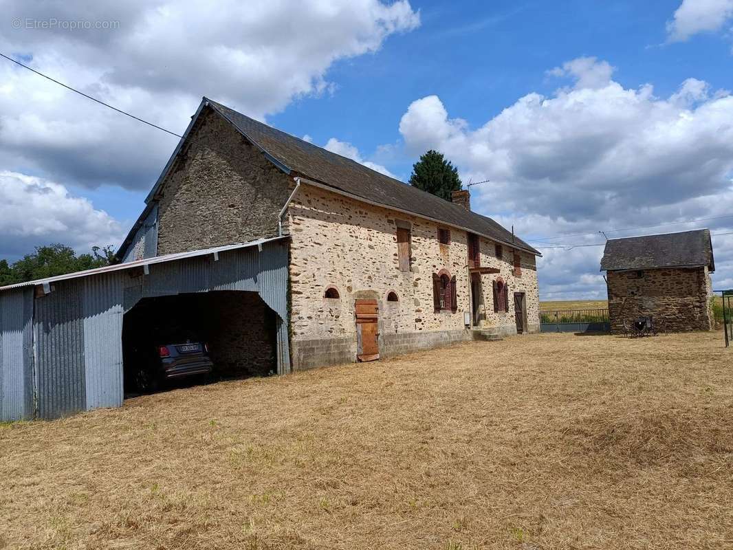 Maison à SAINT-MARS-DU-DESERT