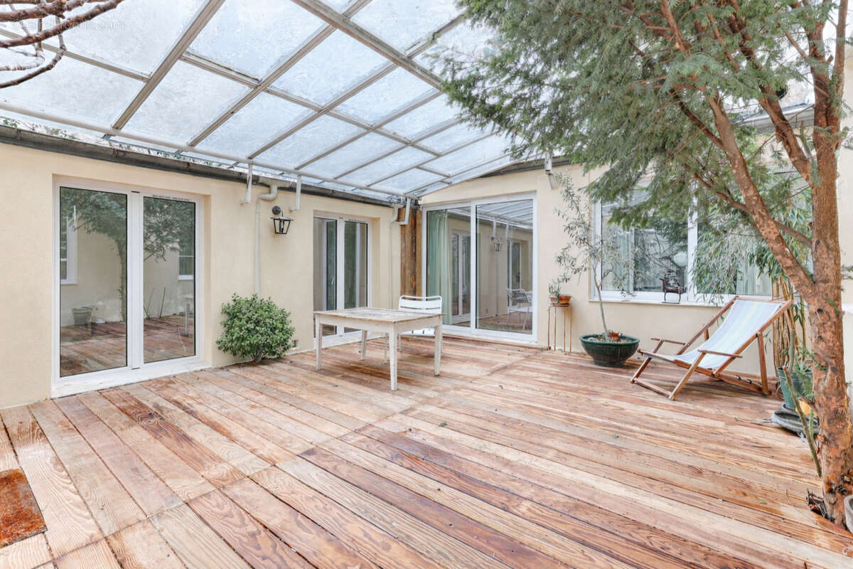 Appartement à PARIS-11E
