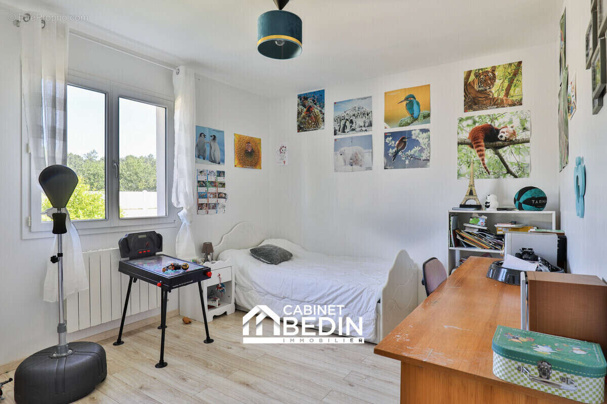 Maison 147 m² à Marcheprime  - photo 8