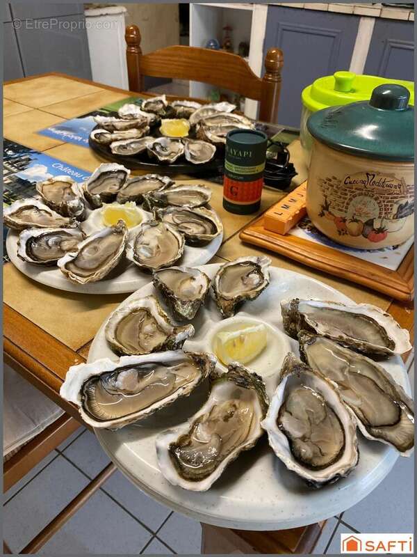 Photo 7 - Commerce à SAINT-MAUR-DES-FOSSES