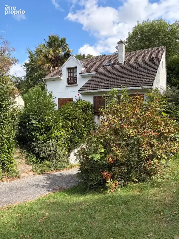 Haut Buc Maison individuelle 5 pièces avec sous-sol et jardin - photo 2