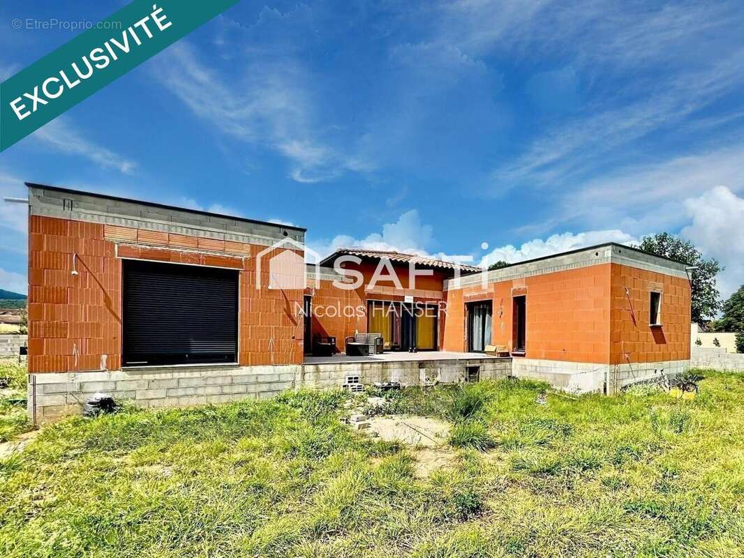 Photo 9 - Maison à SAINT-JULIEN-LES-ROSIERS