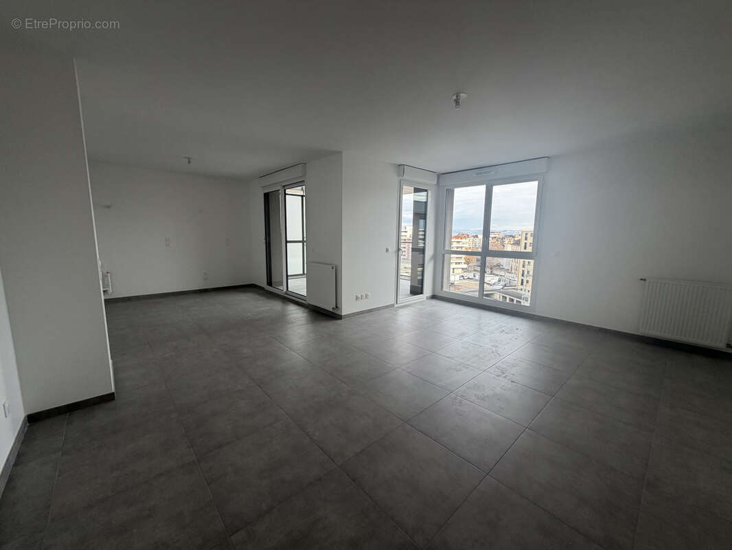 Appartement à THONON-LES-BAINS