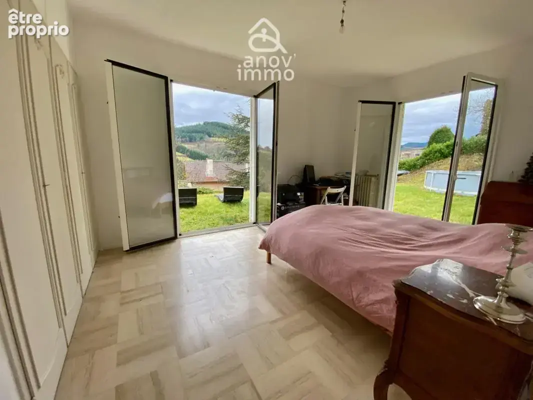 Spacieuse Maison de 185 m2 de Plain-Pied avec Vue Dominante - photo 14