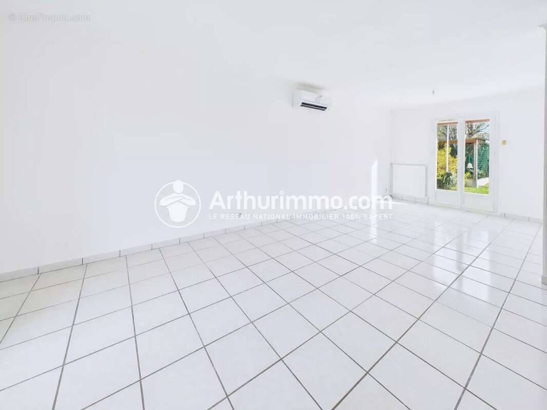 Maison à BOISSISE-LE-ROI