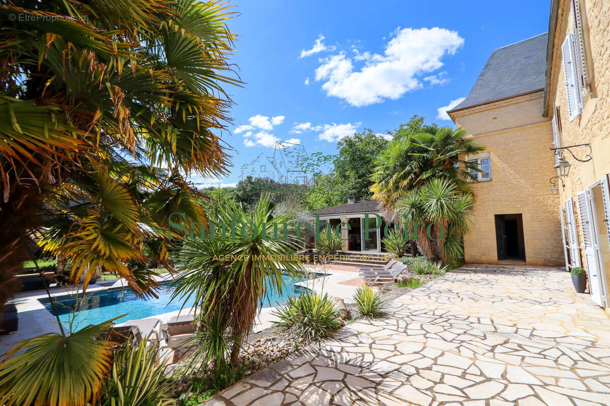 Maison à SARLAT-LA-CANEDA