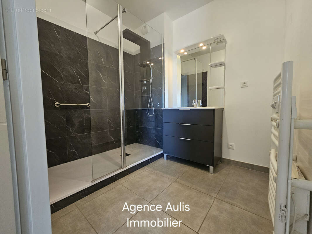 Appartement à FLEURY