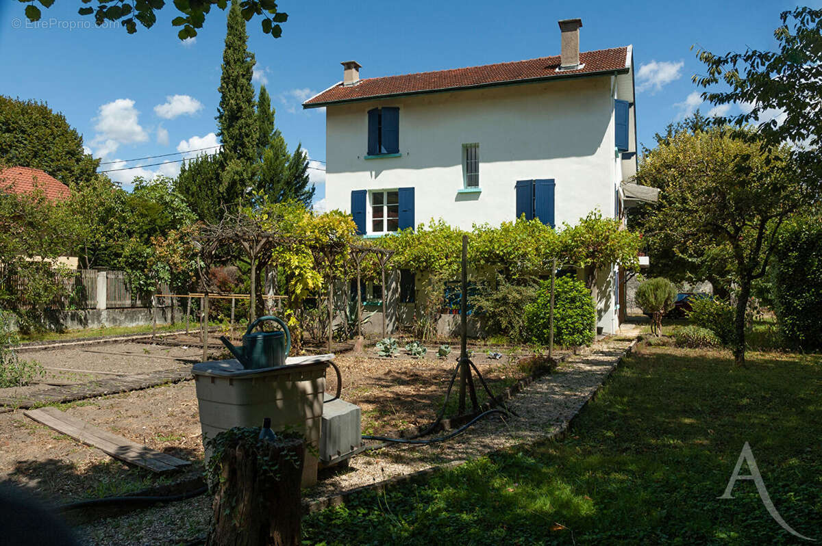 Maison à TULLINS
