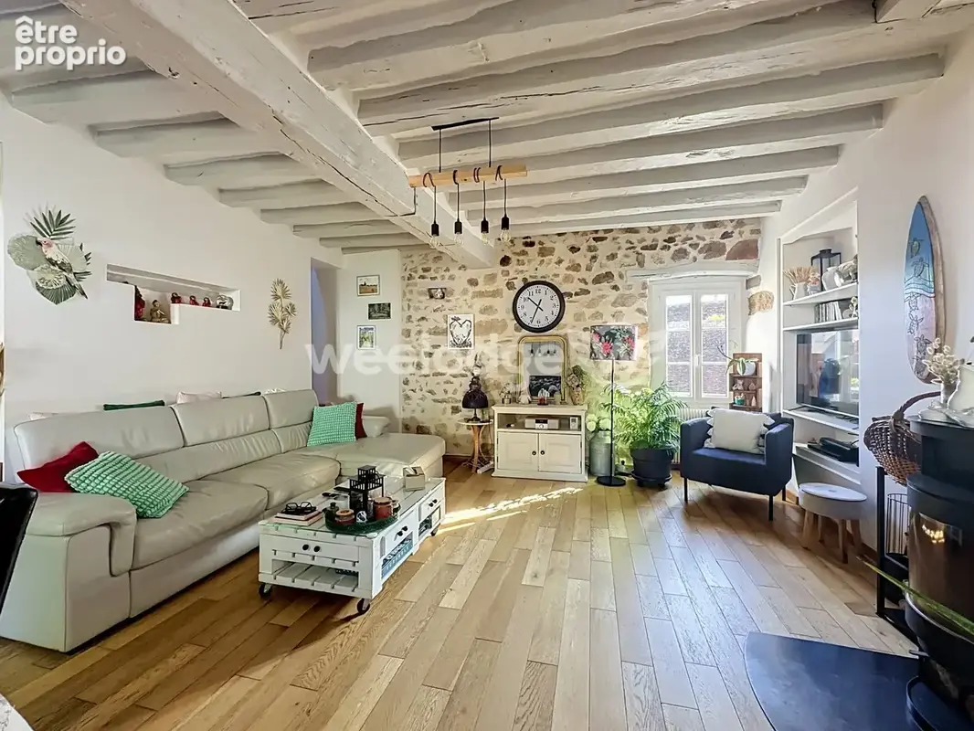 Maison à JOUY-LE-MOUTIER
