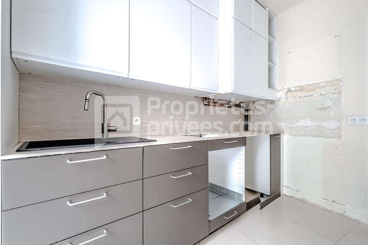 Appartement à PARIS-18E