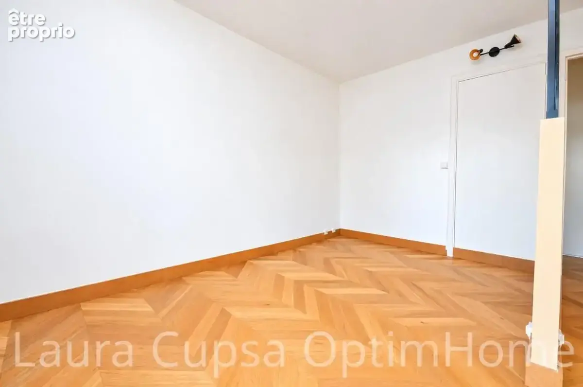 Sceaux - 8 min rer sceaux - 4p - 65,36 m² - balcon - 4e et dernier etage -  cave - box et parking libre dans residence fermee - photo 7