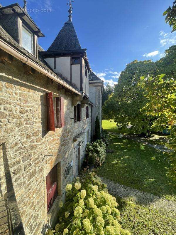 Maison à HAUTEFAGE
