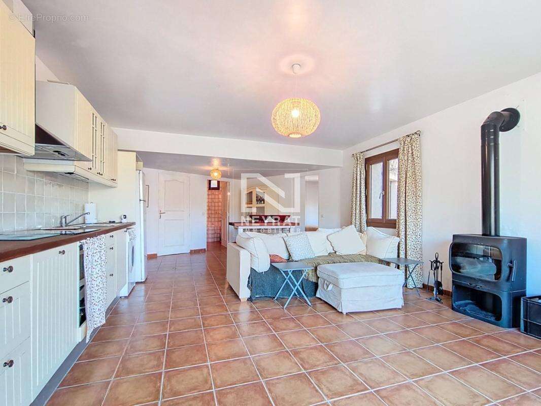 A tourrettes - propriete - proche golf de terre blanches - piscine - tennis - appartement independant - photo 20