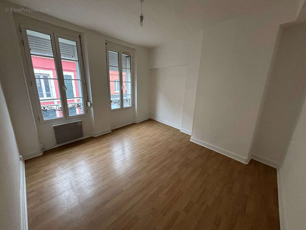 Appartement à GUISE