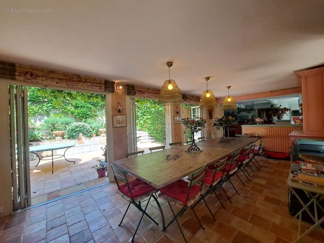 Maison 459 m² à Vic-Fezensac  - photo 7