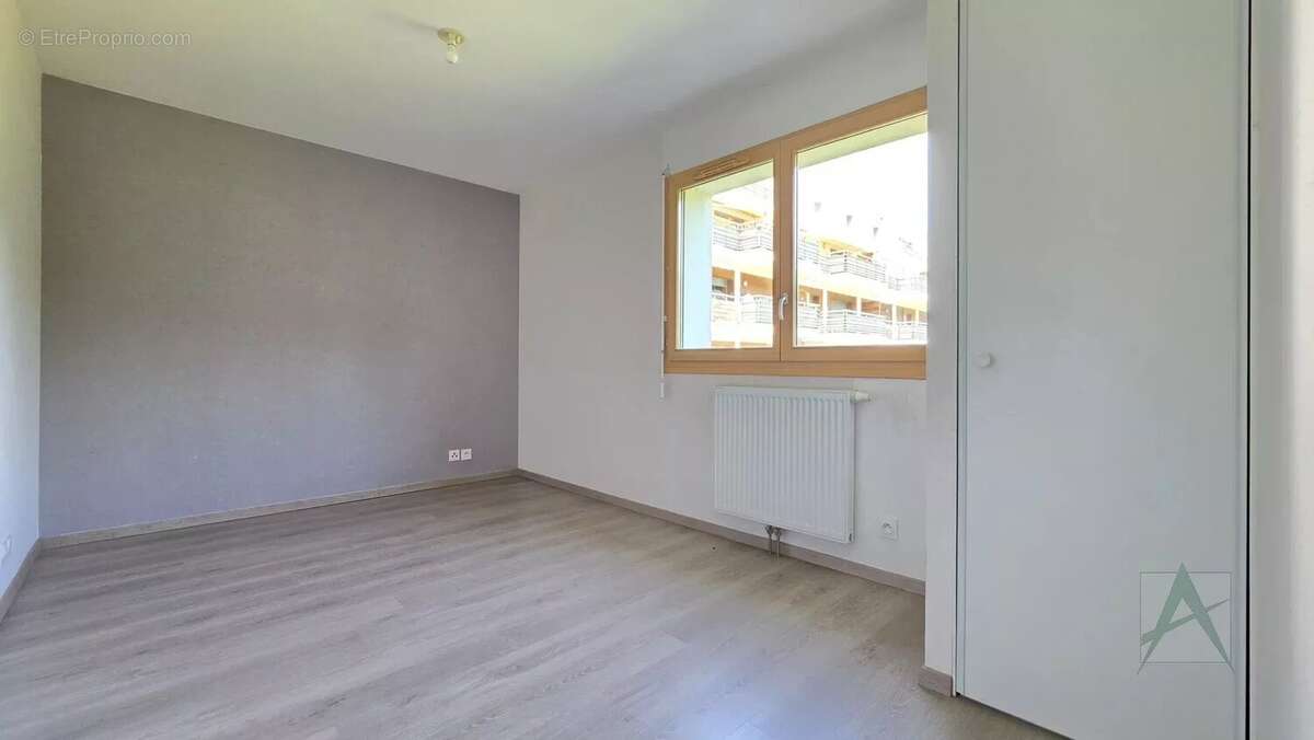 Appartement à COGNIN