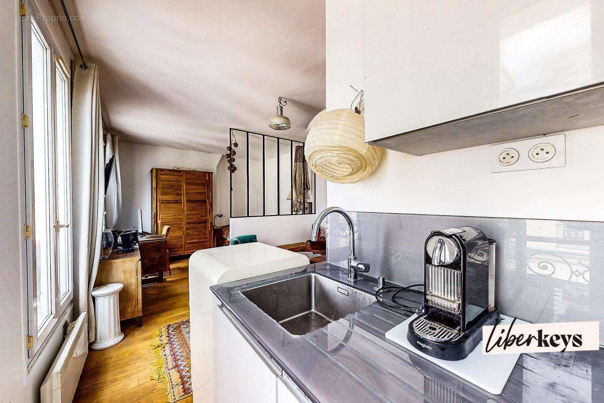 Appartement à PARIS-18E