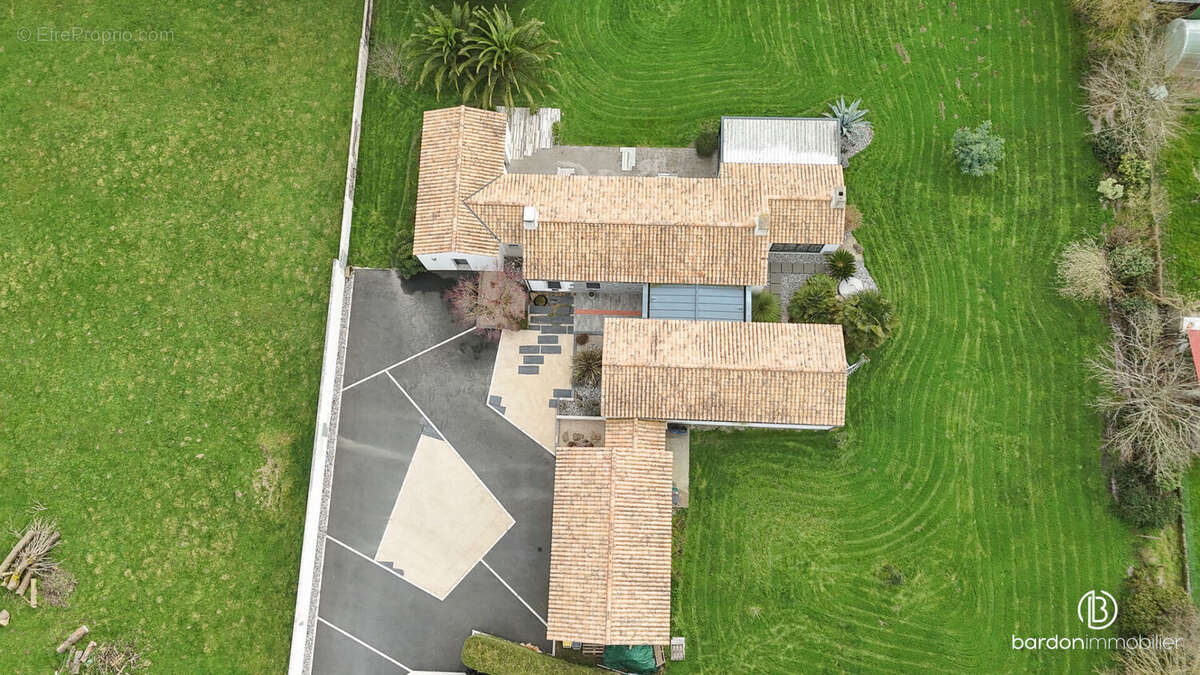 Maison à SAINT-GERVAIS