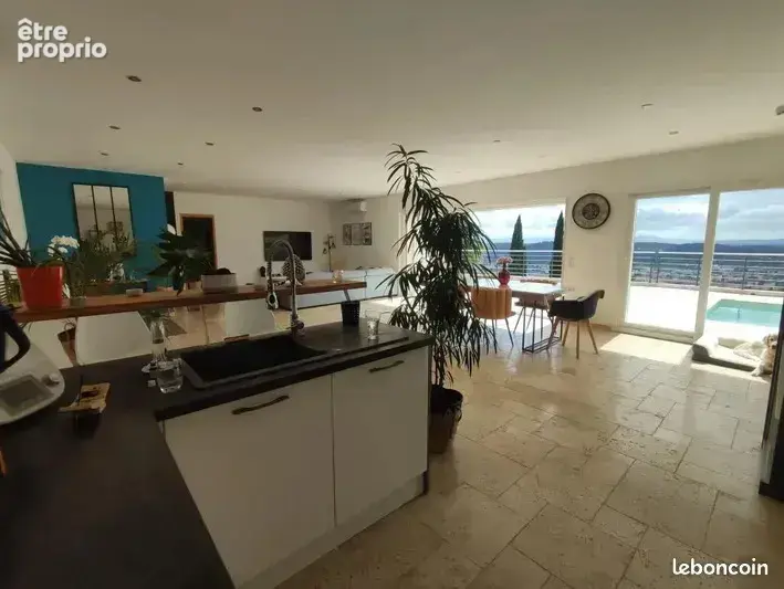 Draguignan.  Maison avec piscine - photo 6