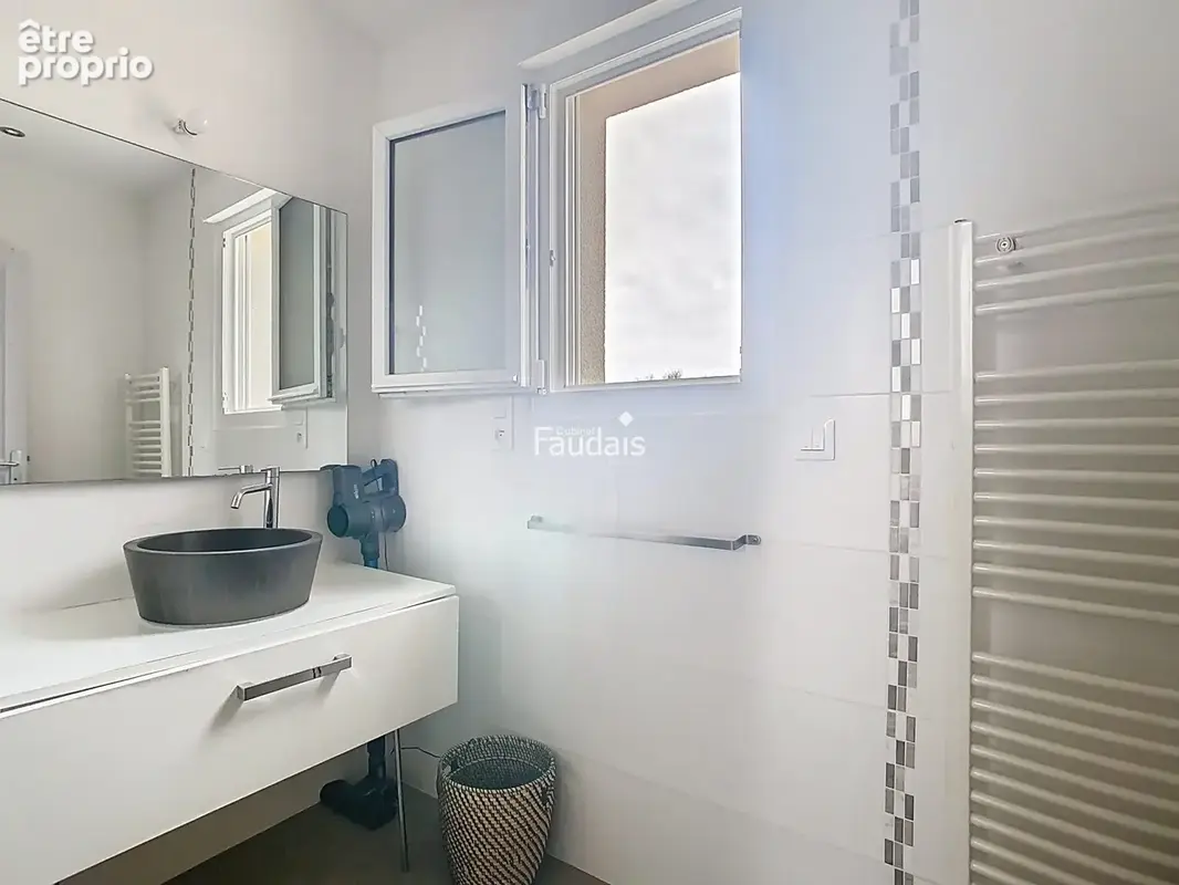 Appartement 4 pièces 79 m² à vendre à Barneville-Carteret (50270) - photo 7