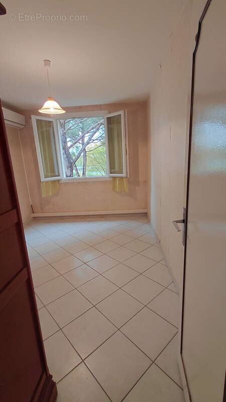 Appartement à BOURG-SAINT-ANDEOL