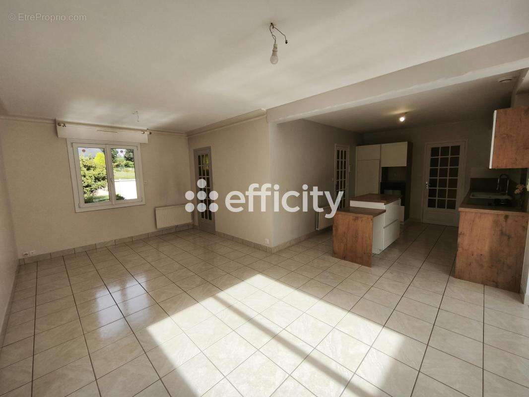 Maison 156 m² à Pleslin-Trigavou  - photo 10