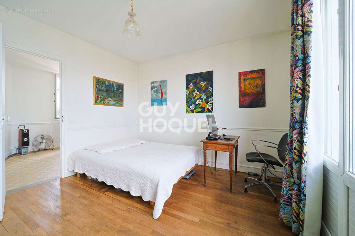 Appartement à ISSY-LES-MOULINEAUX