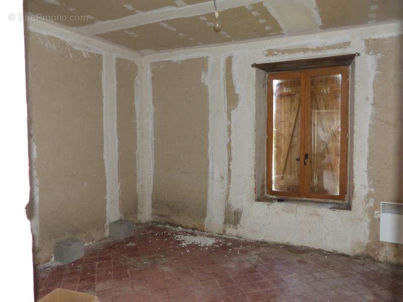 Maison à NEUVY-SAUTOUR