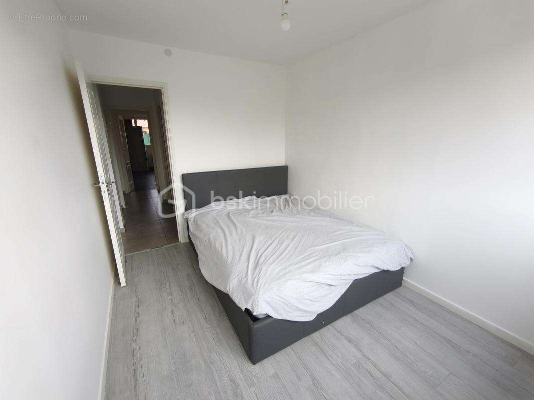 Appartement 3 pièces de 65m² avec balcon, parking et cave - photo 11