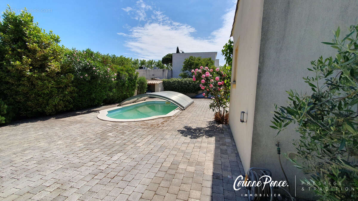 Aigues-mortes maison contemporaine avec piscine a proximite des remparts corinne ponce immo - photo 6