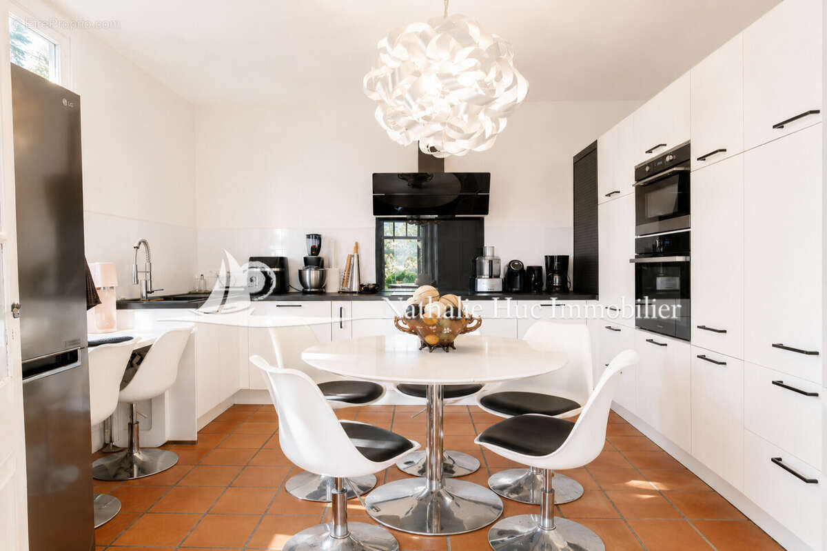 Maison 300 m² à Espira-De-L'agly  - photo 4